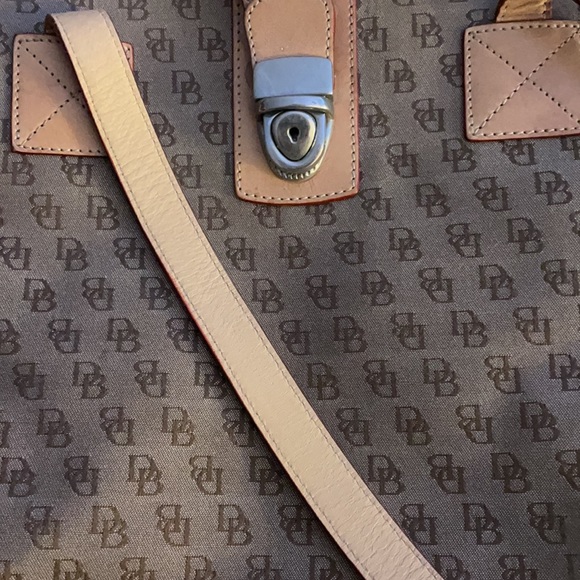 Old Dooney& Bourke bag - Picture 7 of 7